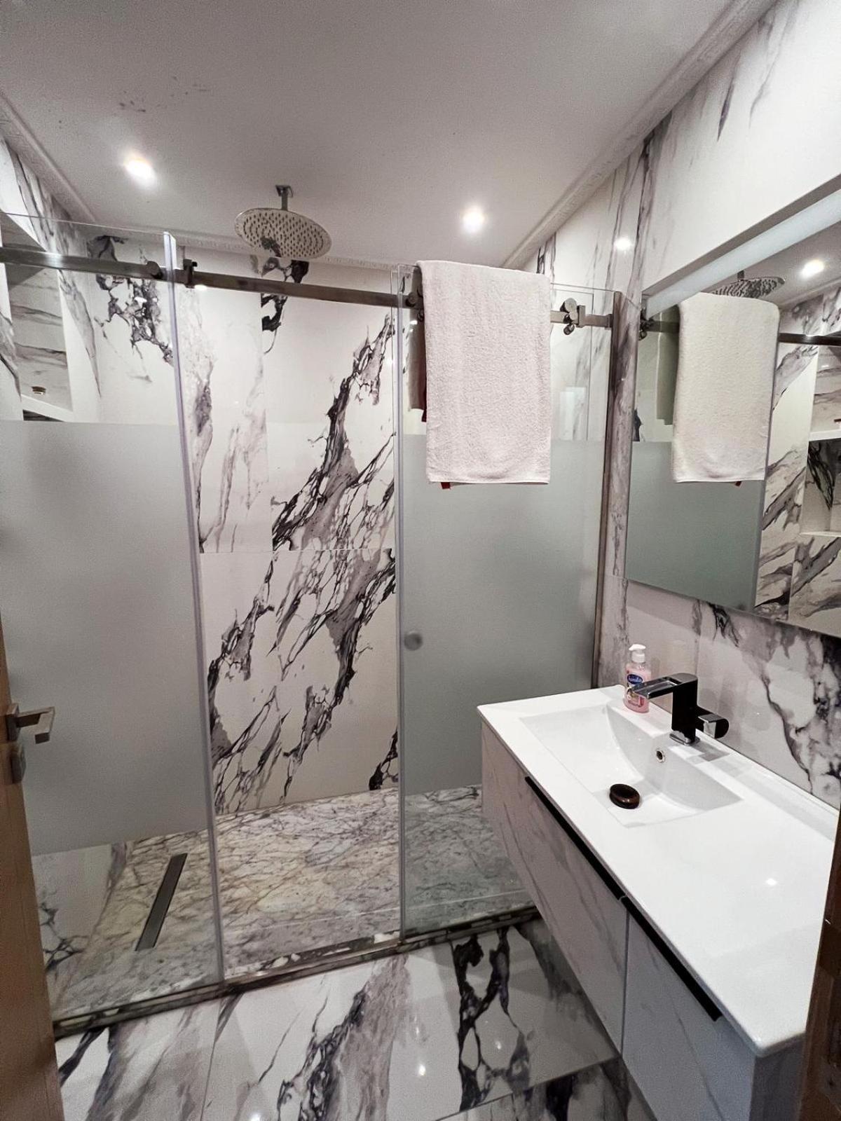 Luxury 3 Bedroom Panoramic Views In Hotspot With Fibre Optic Wifi And Netflix Танжер Екстериор снимка